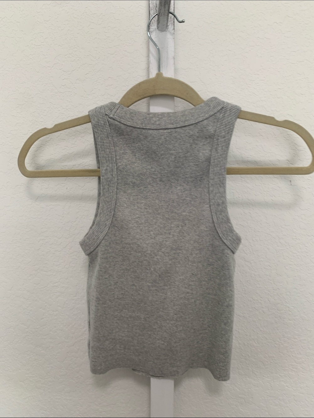 aerie Light Gray Ribbed Crewneck Cropped Tank Top - Picture 5 of 7